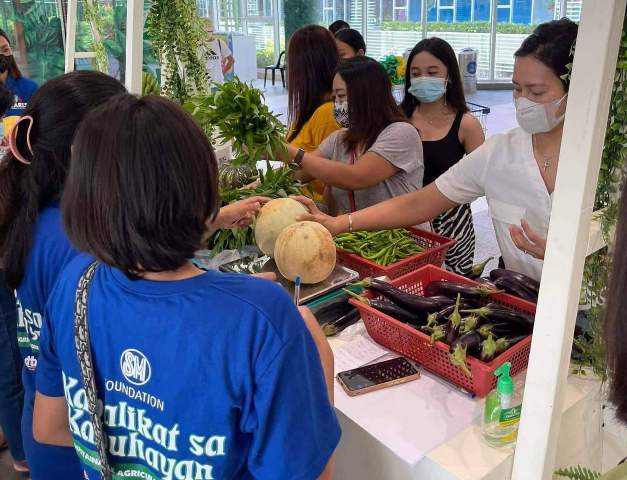 SM CITY CAUAYAN HOSTS KSK FARMER’S MARKET