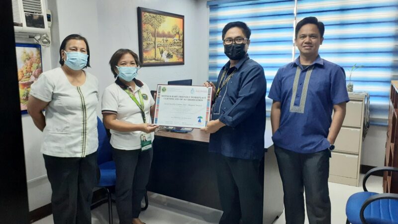 SSS Bangued receives accreditation as mother-baby friendly workplace