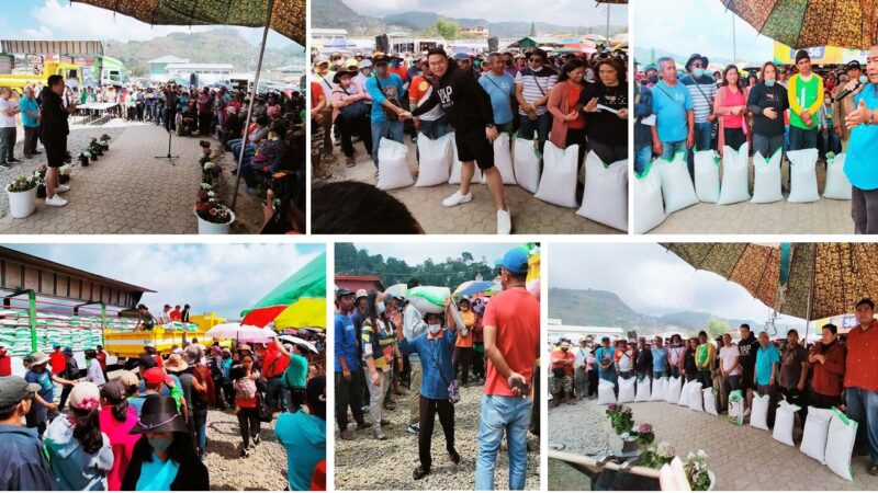 Cong. Yap namahagi ng cavan na bigas sa mga farmers at stakeholders bilang bahagi sa pagdiriwang ng Strawberry Festival