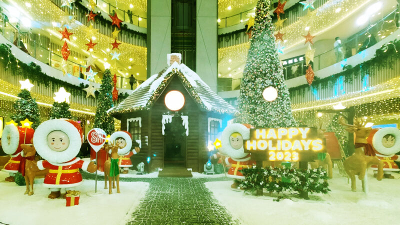 It’s #AWorldOfExperience at SM City Baguio’s Snowy Christmas Village!
