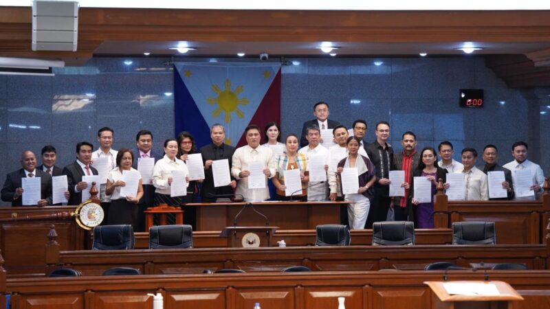 Cayetano, kaisa ng Senado sa pagtutol sa ‘People’s Initiative’