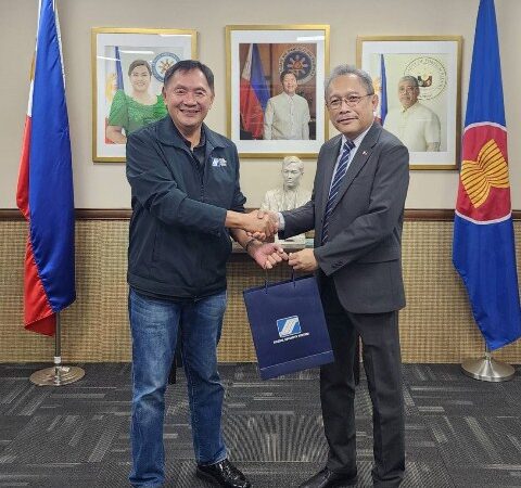 PCEO Macasaet pushes SSS Voluntary Provident Fund to OFWs in Singapore