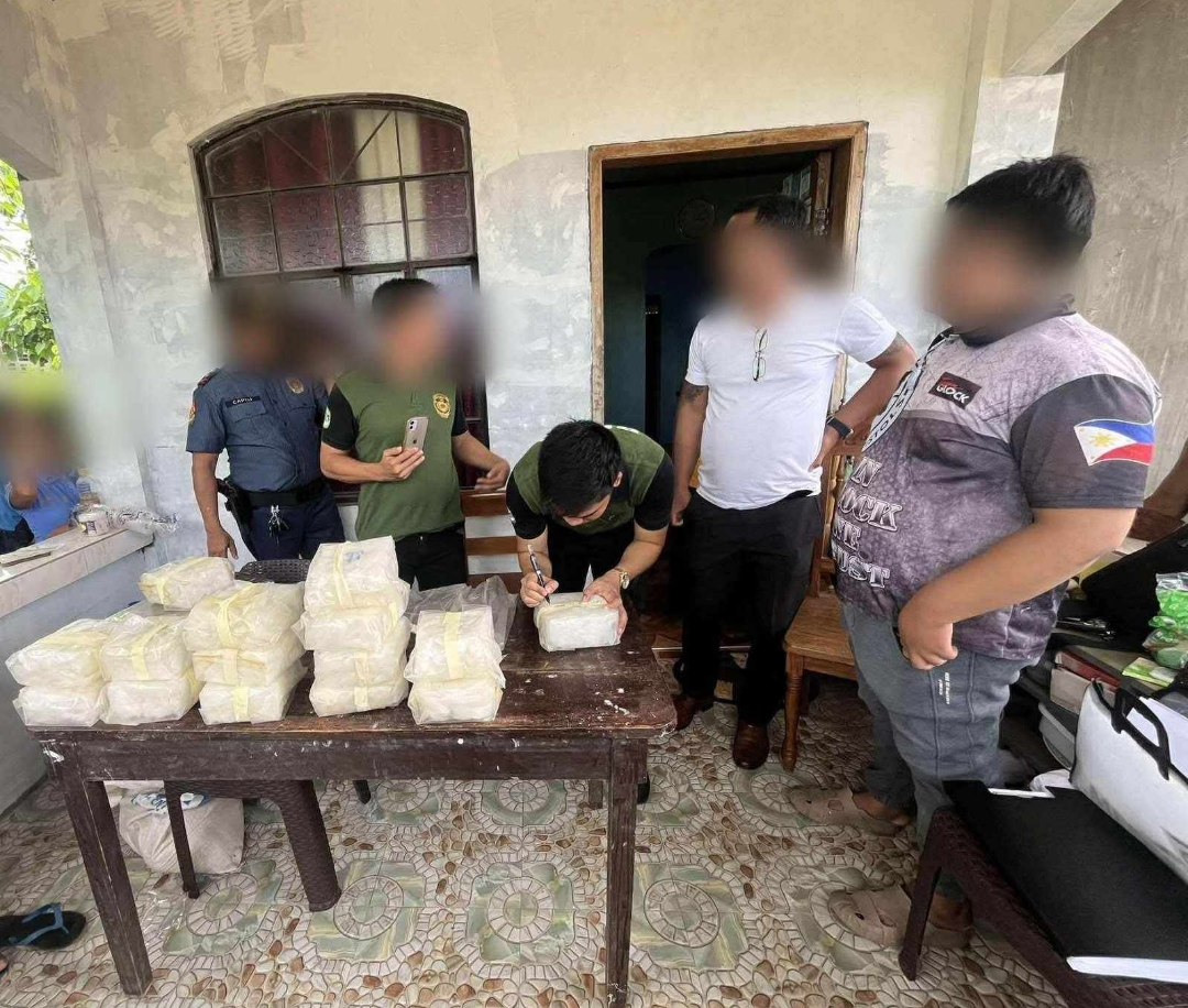 More Shabu packs worth P104.7M spotted in Cagayan Waters. PNP’s Project: Spies keeping sea borders under tight watch.