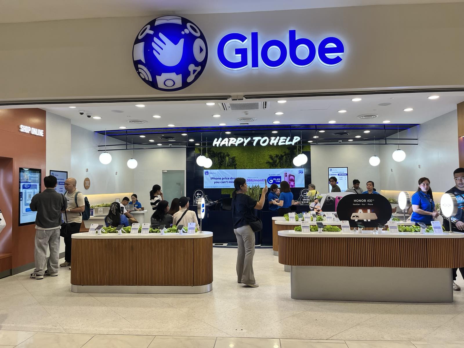 Globe reinforces physical footprint for better customer-centric experience