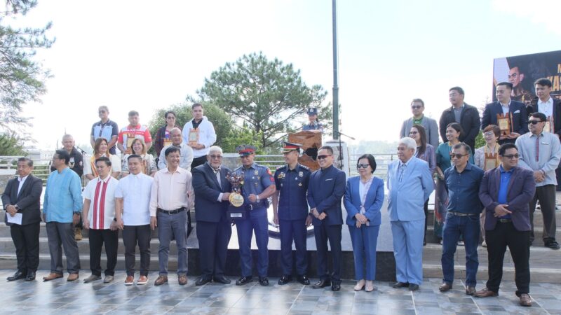 BCPO AWARDS PLAQUE TO PERSONNEL