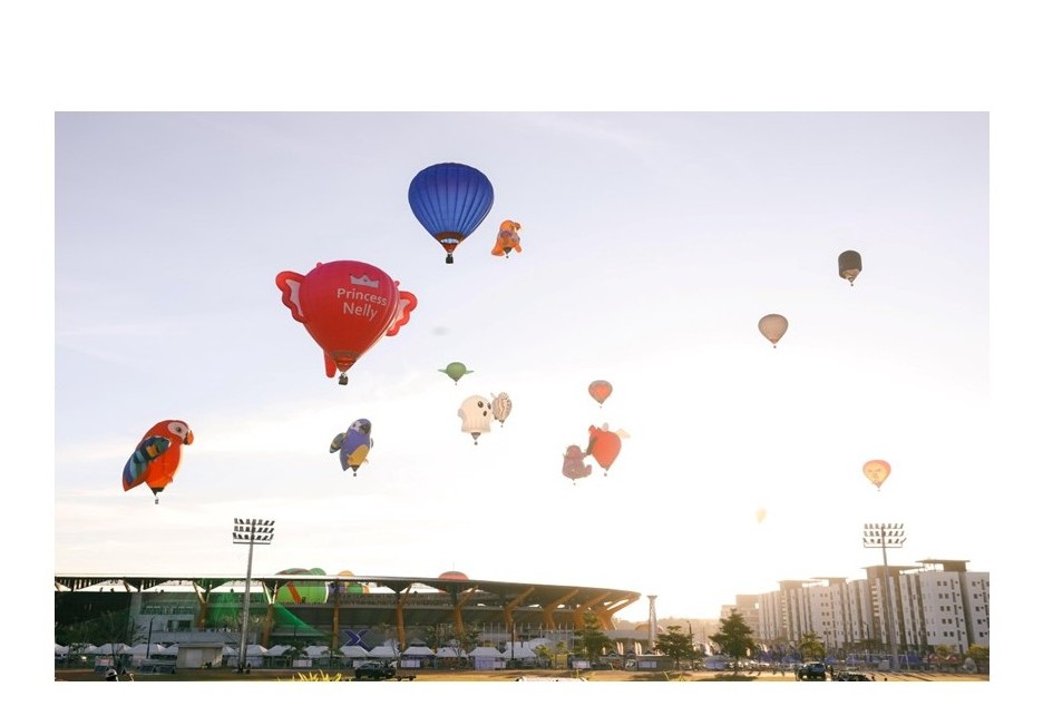 Hot air balloon fiesta brings 30,000 together, showcasing New Clark City as hub for community and tourism